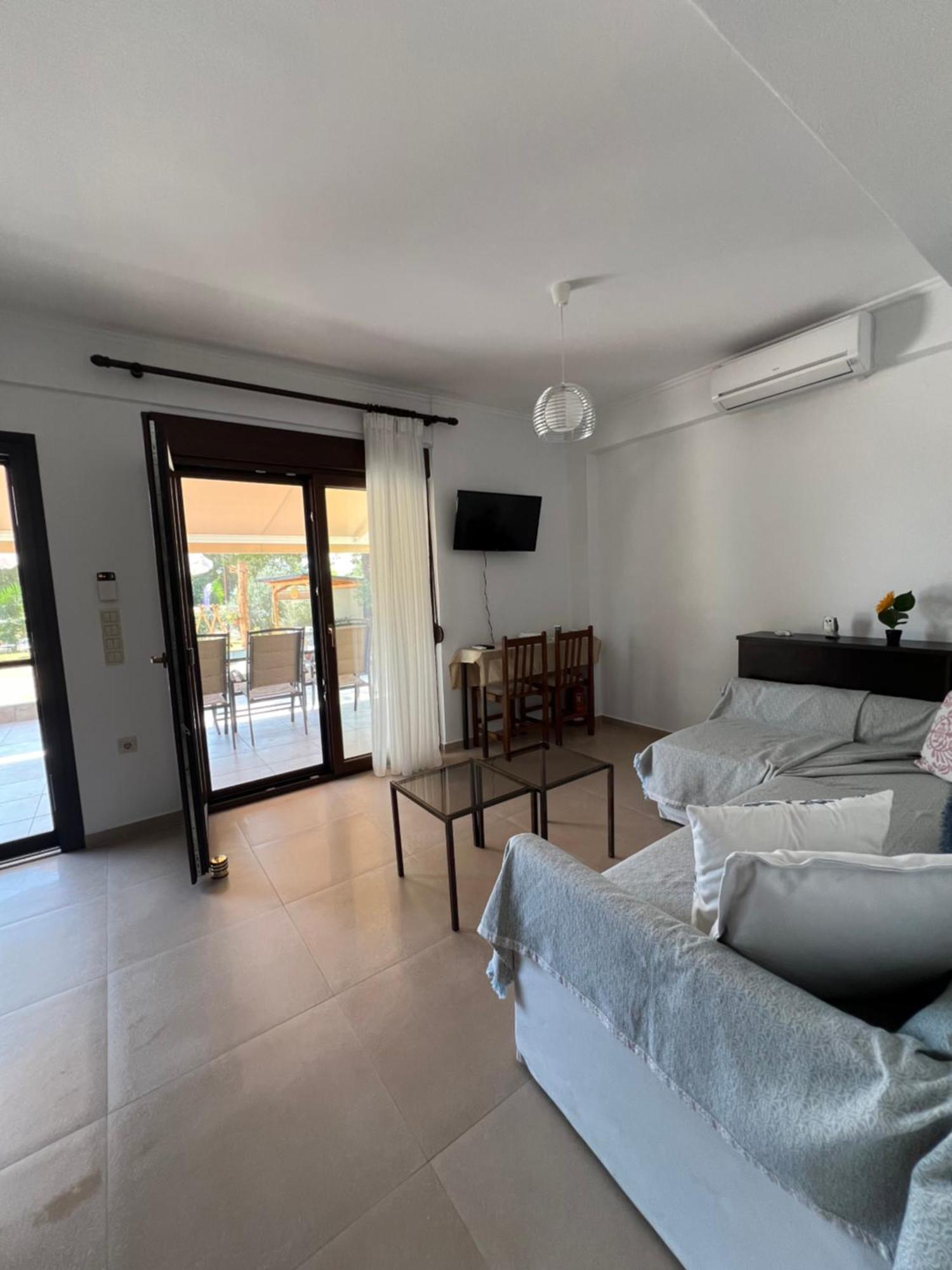 Epavli Xenia Pefkochori-Paliouri 50M Apartman Kültér fotó